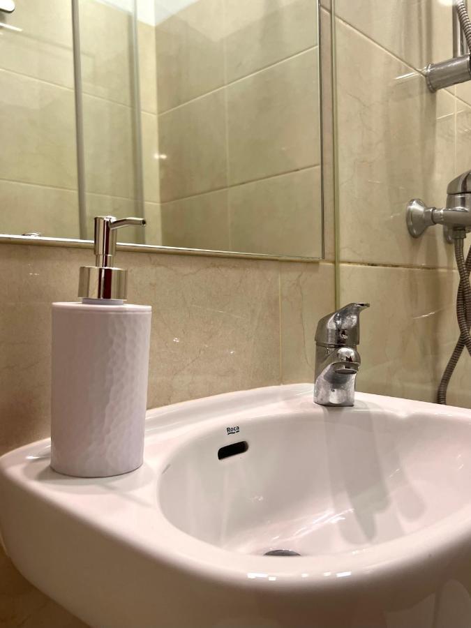 Abrigo Do Portinho Hotel วีลาปรายา เด อันโกรา ภายนอก รูปภาพ