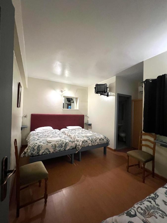 Abrigo Do Portinho Hotel วีลาปรายา เด อันโกรา ภายนอก รูปภาพ