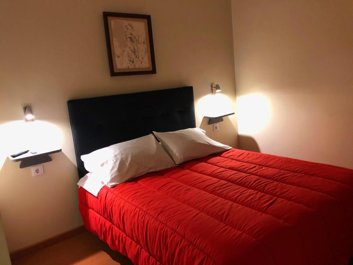 Abrigo Do Portinho Hotel วีลาปรายา เด อันโกรา ภายนอก รูปภาพ